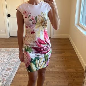 Ted Baker floral print mini dress Size 1 ( US size 4)